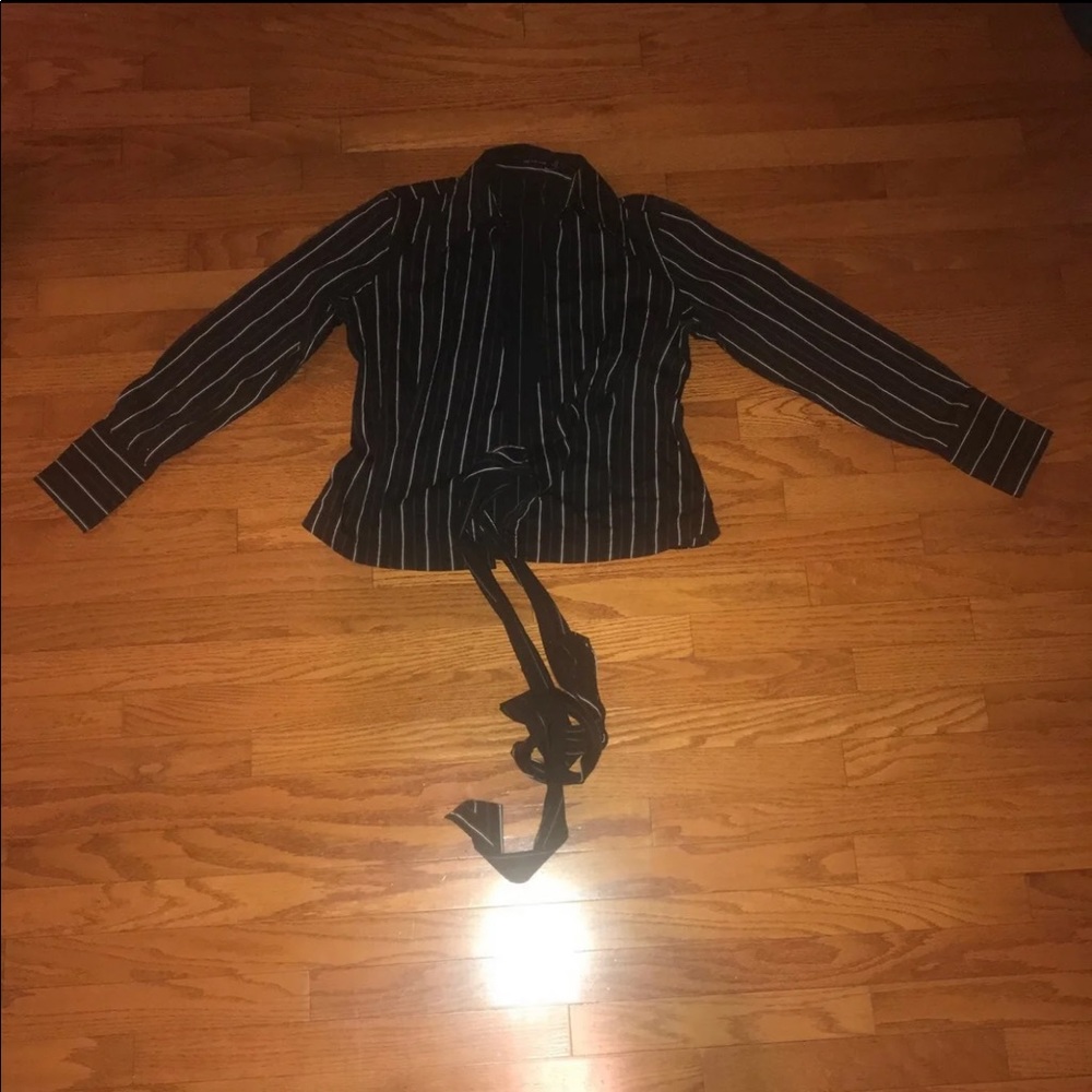THE LIMITED Striped front tie long sleeve blouse
